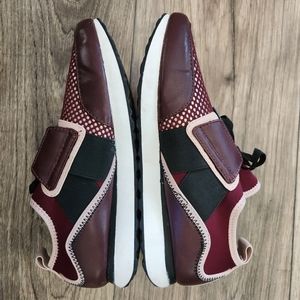 A New Day Deena sneakers. Size 9.5